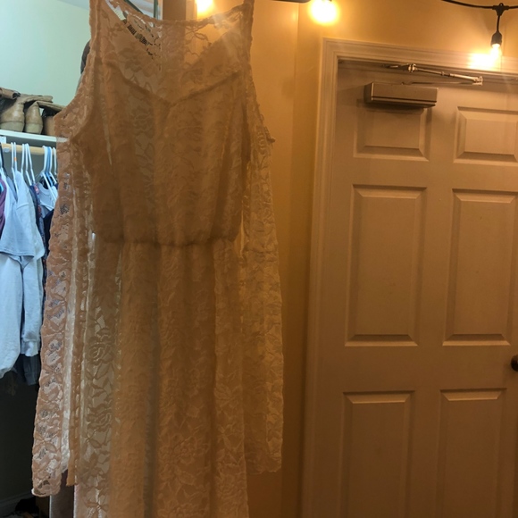 White Sundress - Picture 3 of 3